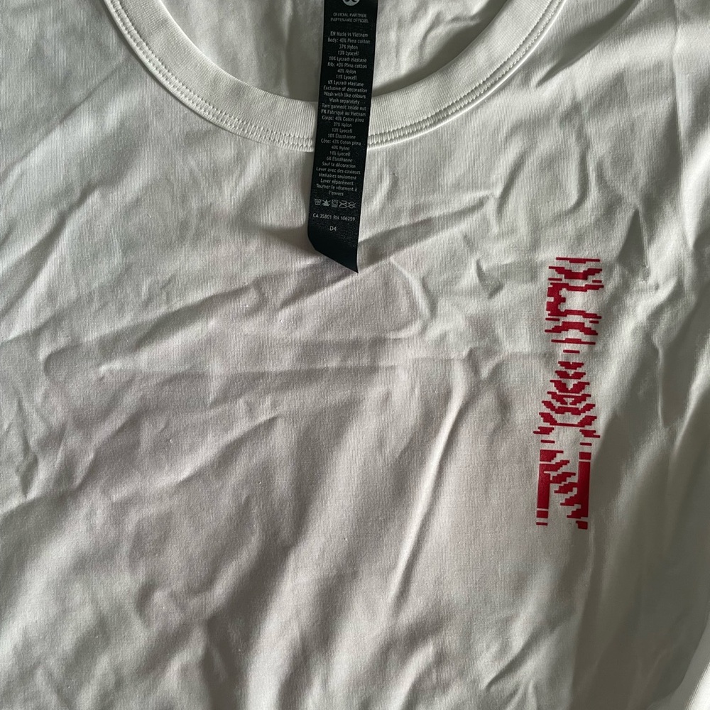 lululemon: Canada long sleeve T-shirt